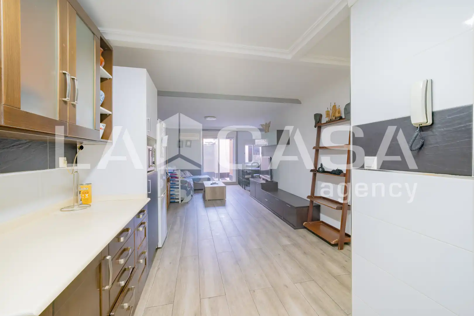 Flat for sale in Carrer de Maria Ros, La Torre, Pobles del Sud, Valencia Capital