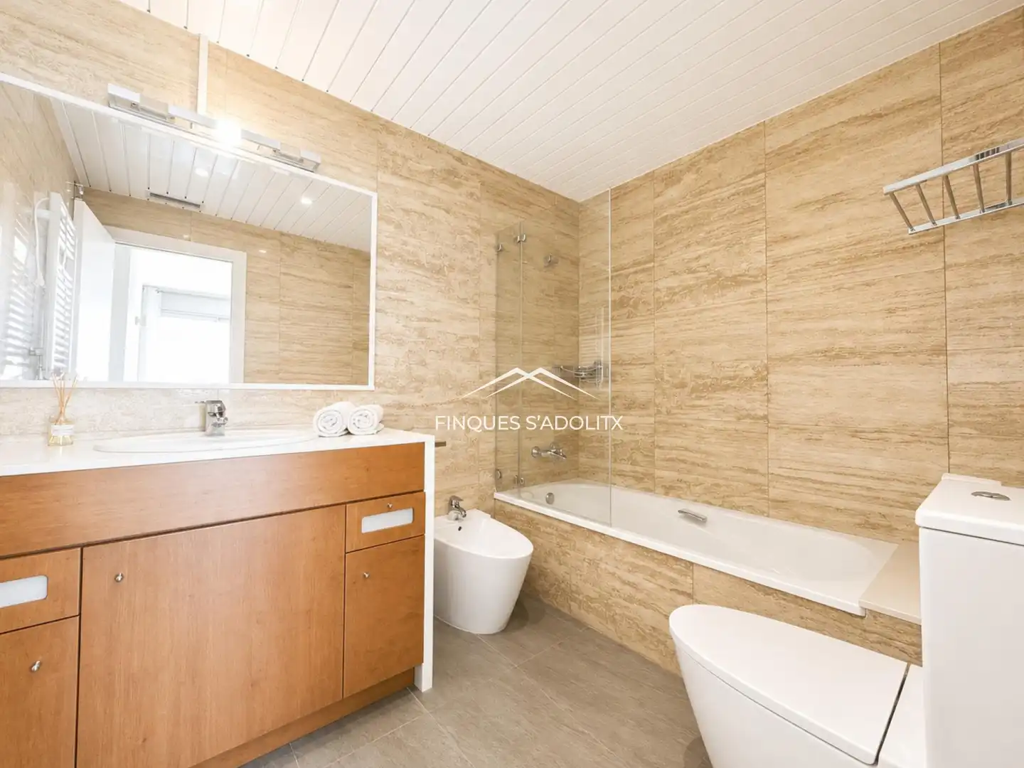 Bathroom of Flat for sale in Castell d'Aro, Platja d'Aro i s'Agaró  with Air Conditioner, Heating and Private garden