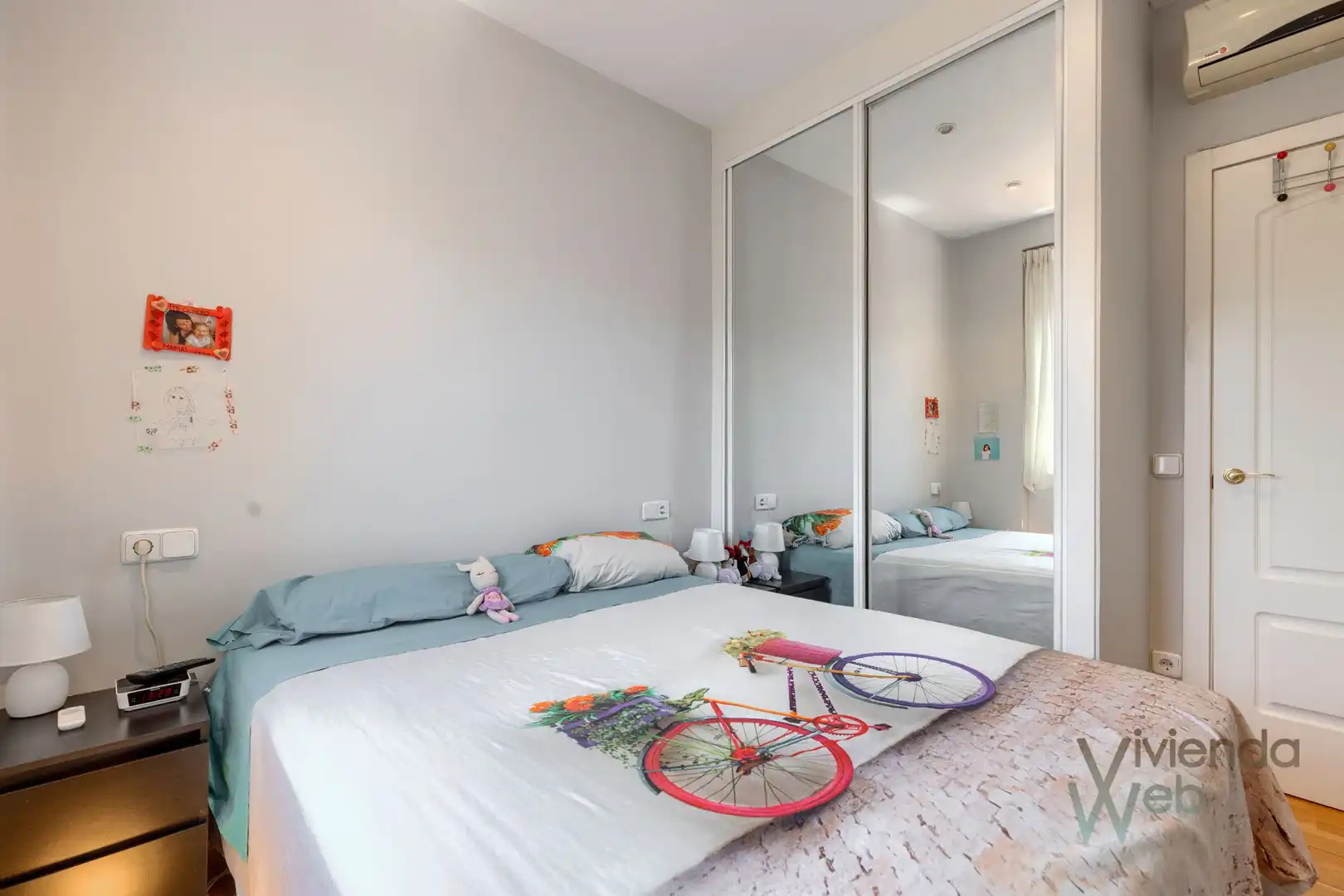 Schlafzimmer von Wohnung zum Verkauf in Madrid mit Klimaanlage, Heizung und Parkett