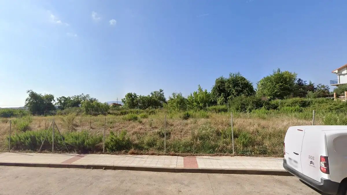 Terrenos y solares en venta en U.E 28, PGM LARDERO, imagen 2