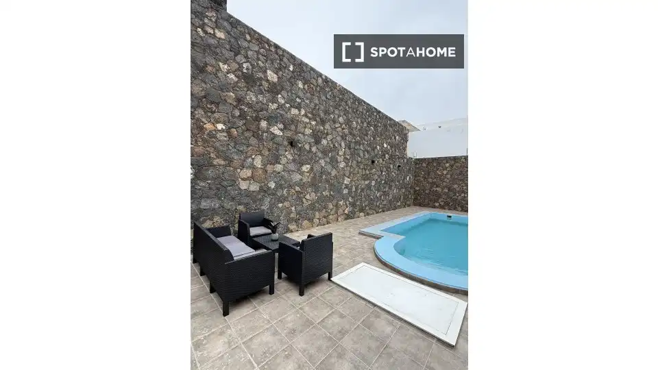 Terraza de Apartamento para compartir en Tinajo con Aire acondicionado, Terraza y Amueblado