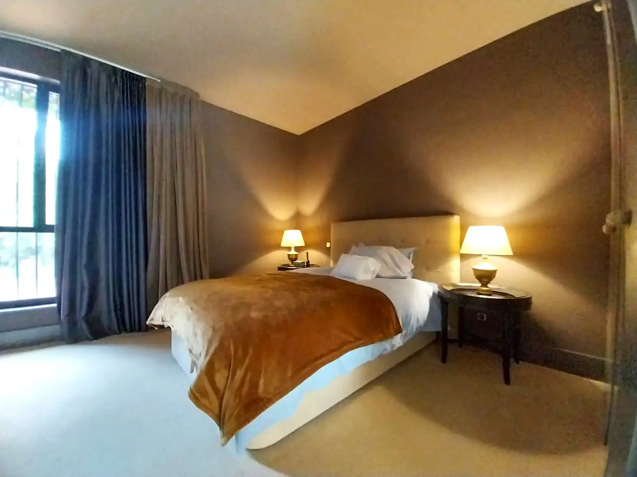 Habitación de Casa o chalet en venta en Pozuelo de Alarcón con Aire acondicionado, Calefacción y Jardín privado