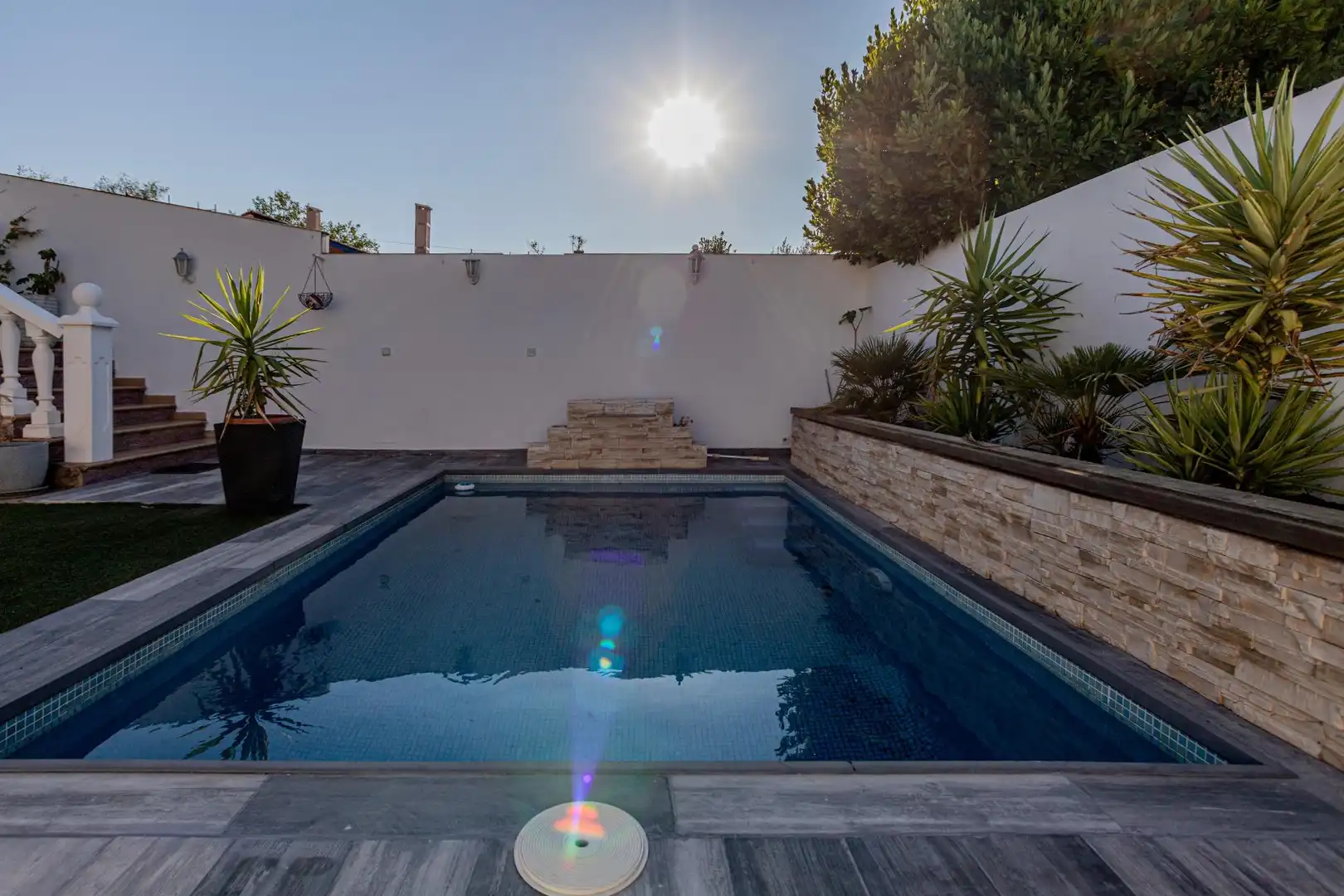 Piscina de Pis per a compartir en Madrid amb Calefacció, Terrassa i Traster