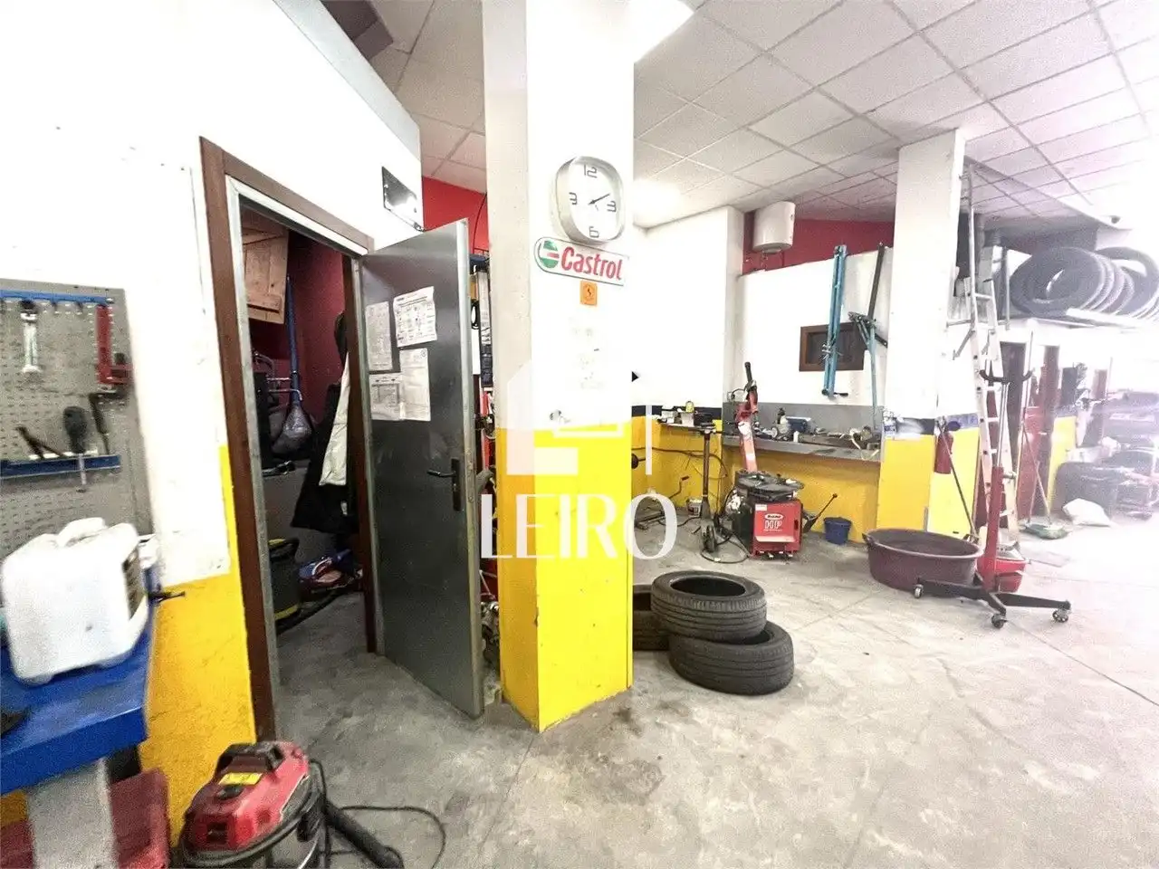 Local comercial en venda a Vilagarcía, imagen 13