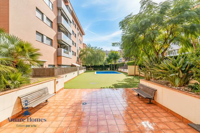 Piso en Venta en Avinguda de la Constitució en Els Canyars