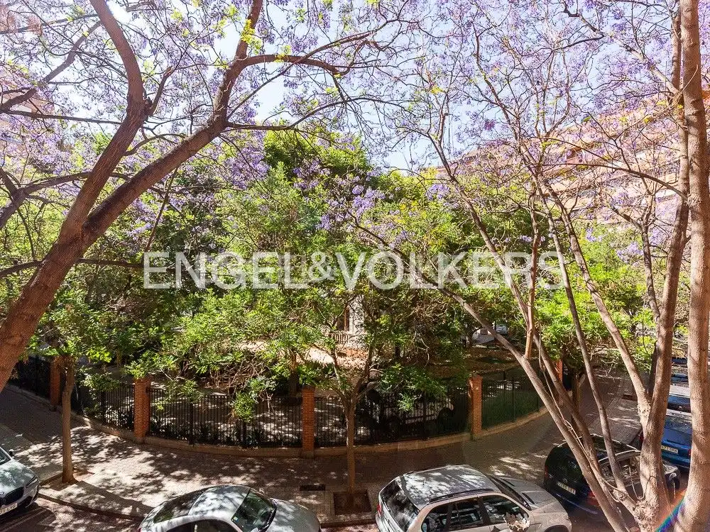 Terrassa de Pis de lloguer en Valencia amb Aire condicionat, Calefacció i Parquet