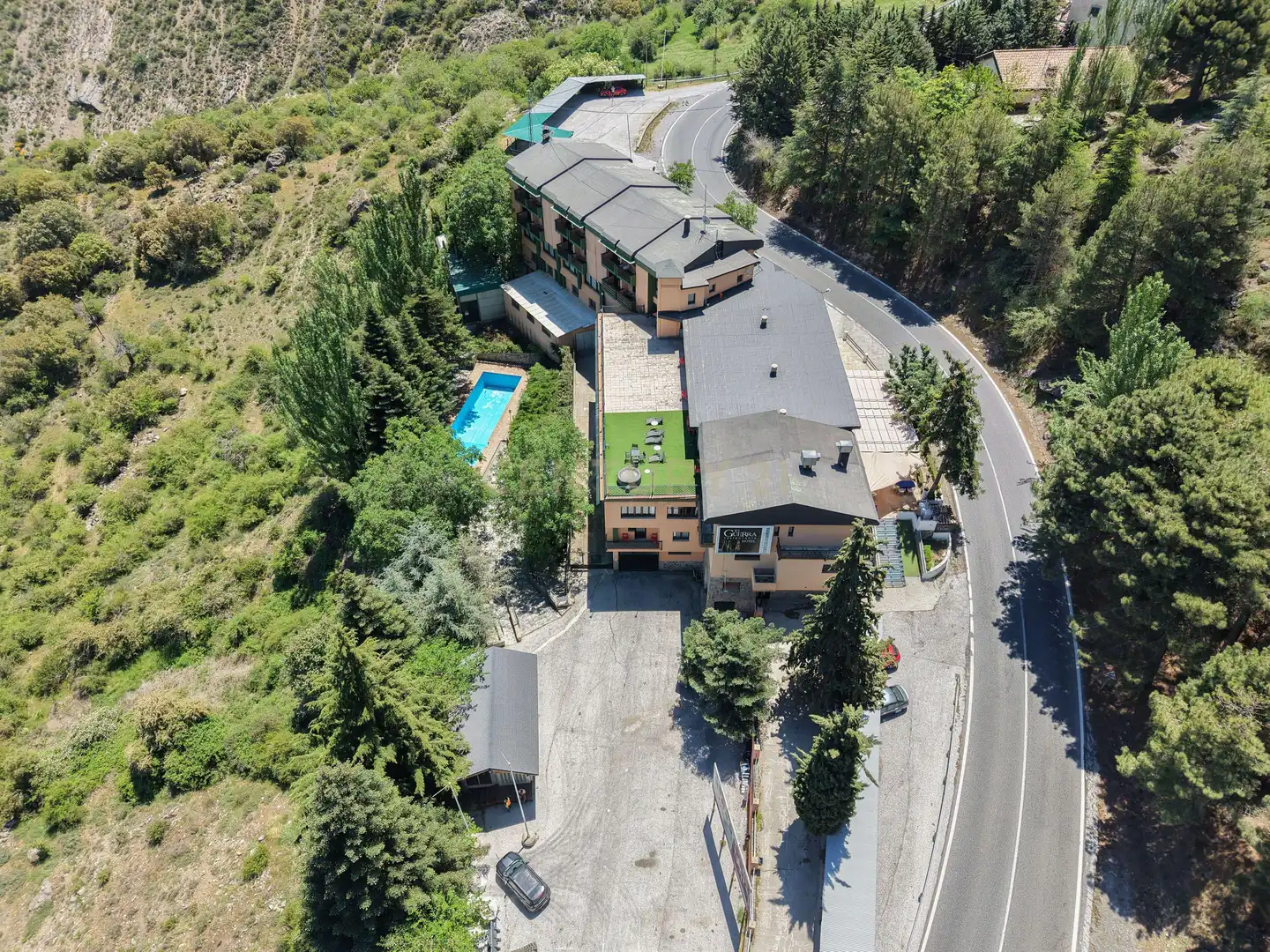 Gebäude zum Verkauf in Sierra Nevada mit Gemeinschaftspool