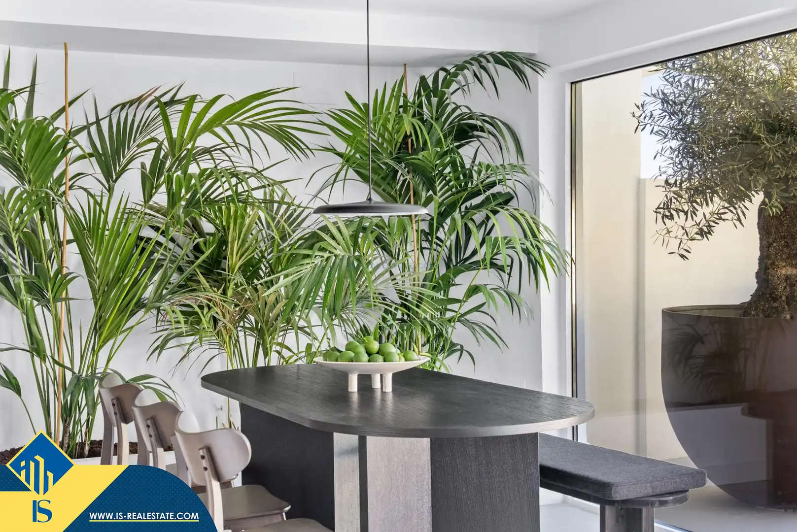 Chalet con piscina en venta en Nueva Andalucía, imagen 2