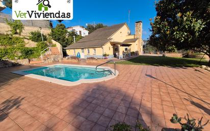 Jardí de Casa o xalet en venda en Vallirana amb Aire condicionat, Calefacció i Jardí privat