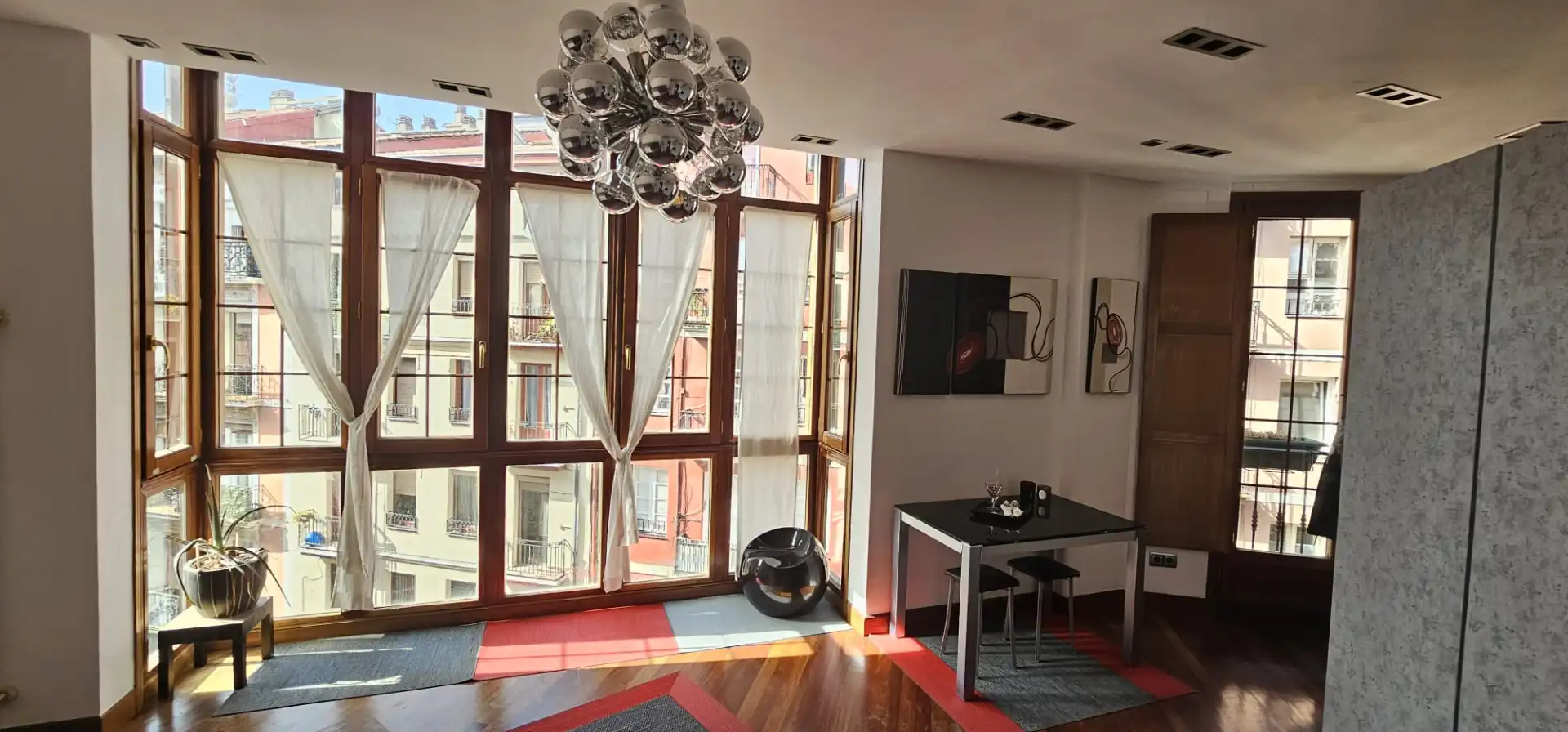 Sala de estar de Piso en venta en Bilbao  con Calefacción, Parquet y Trastero