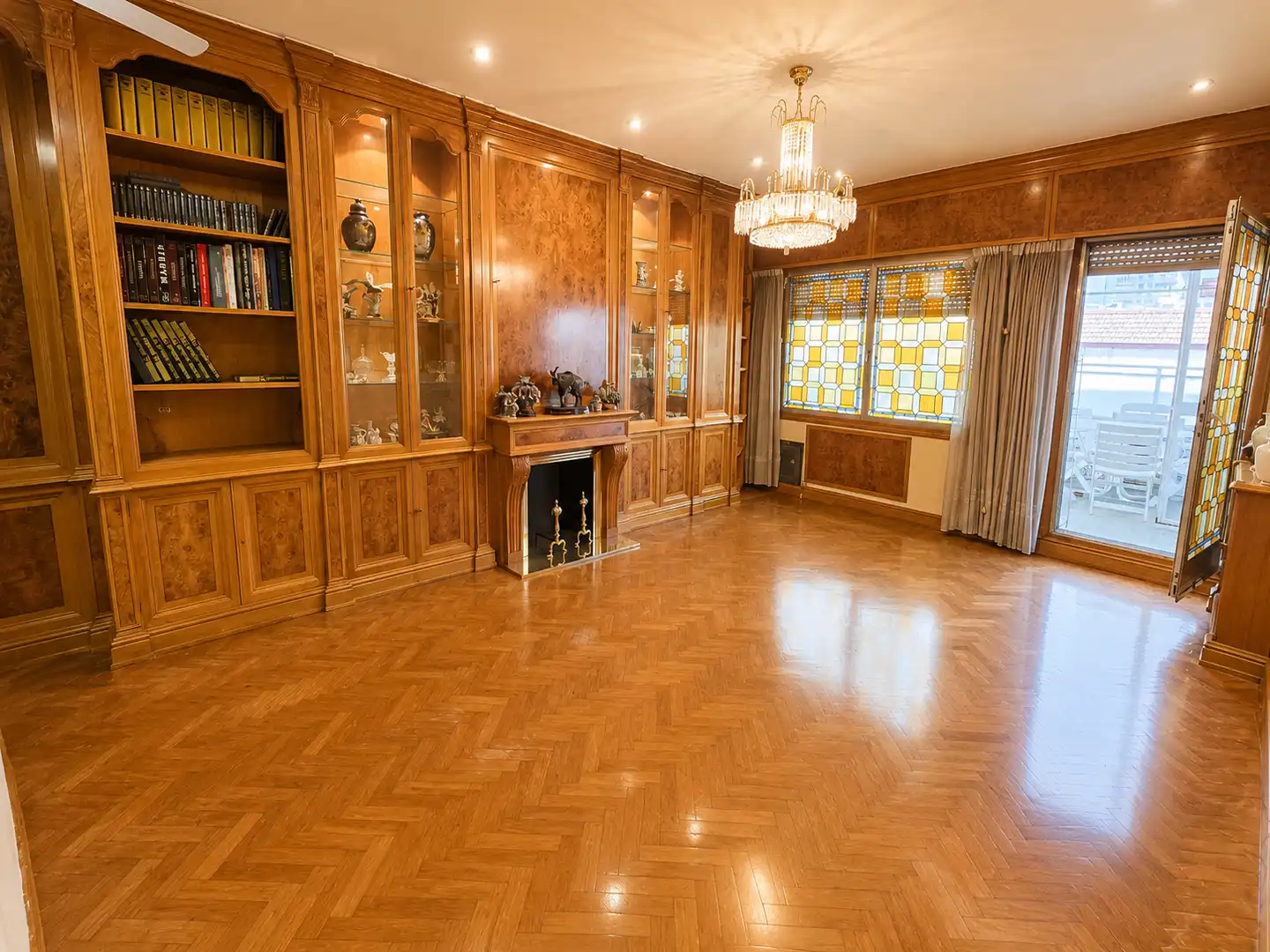 Sala de estar de Ático en venta en Madrid con Calefacción, Parquet y Terraza