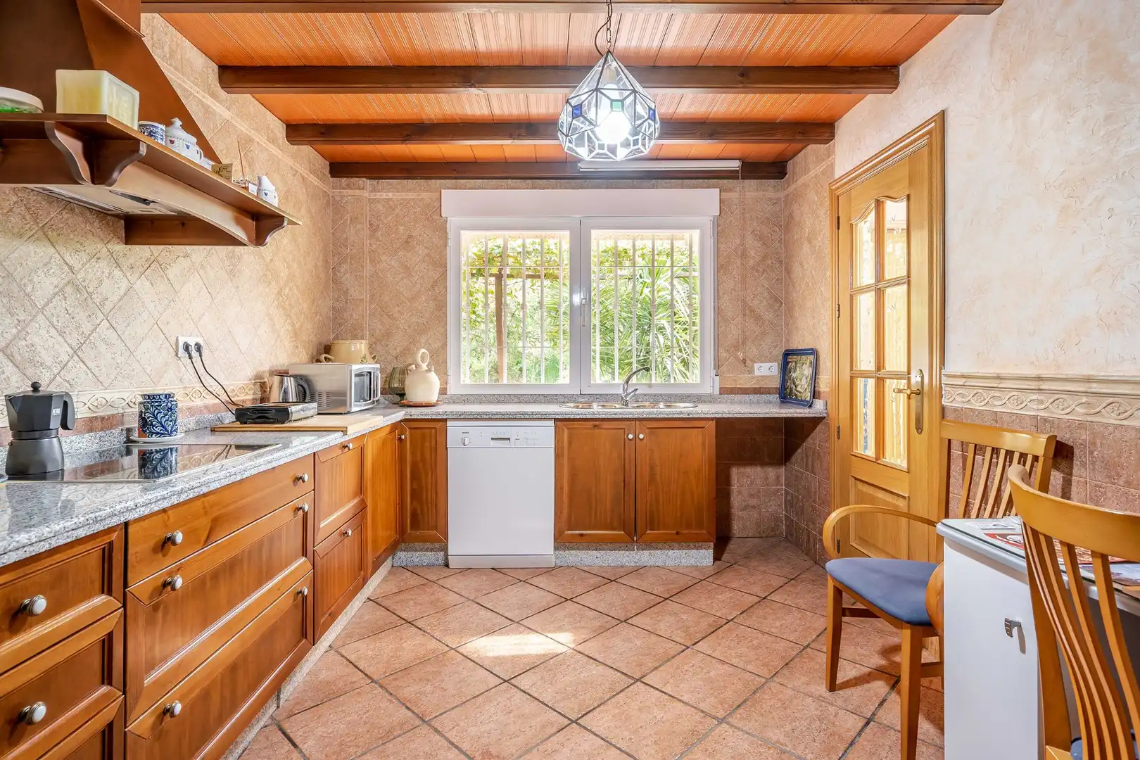 Kitchen of Houses for sale in La Zubia  with Air Conditioner, Heating and Furnished