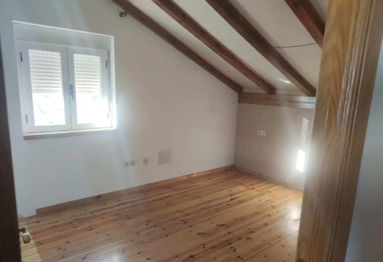 Schlafzimmer von Haus oder Chalet zum Verkauf in Alija del Infantado mit Privatgarten und Parkett