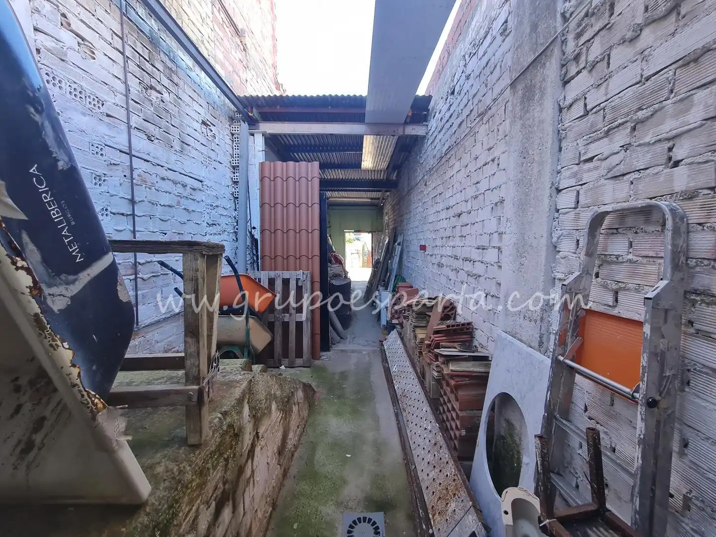 Nave industrial en venta en Santiponce