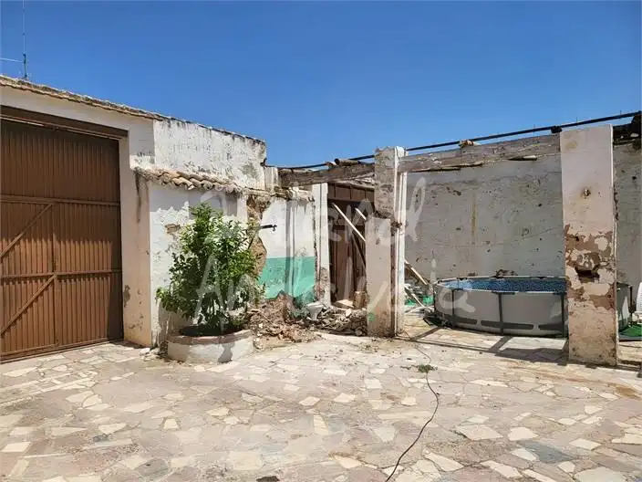 Casa adosada en venta en Antequera
