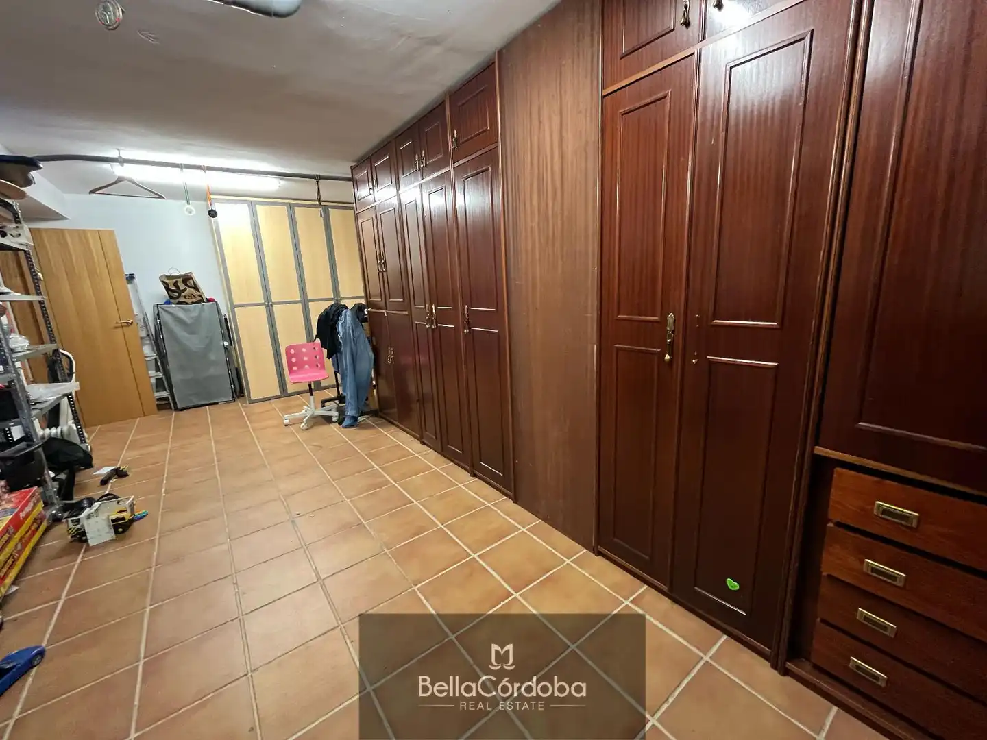 Casa adosada en venda en Córdoba amb Aire condicionat, Traster i Piscina