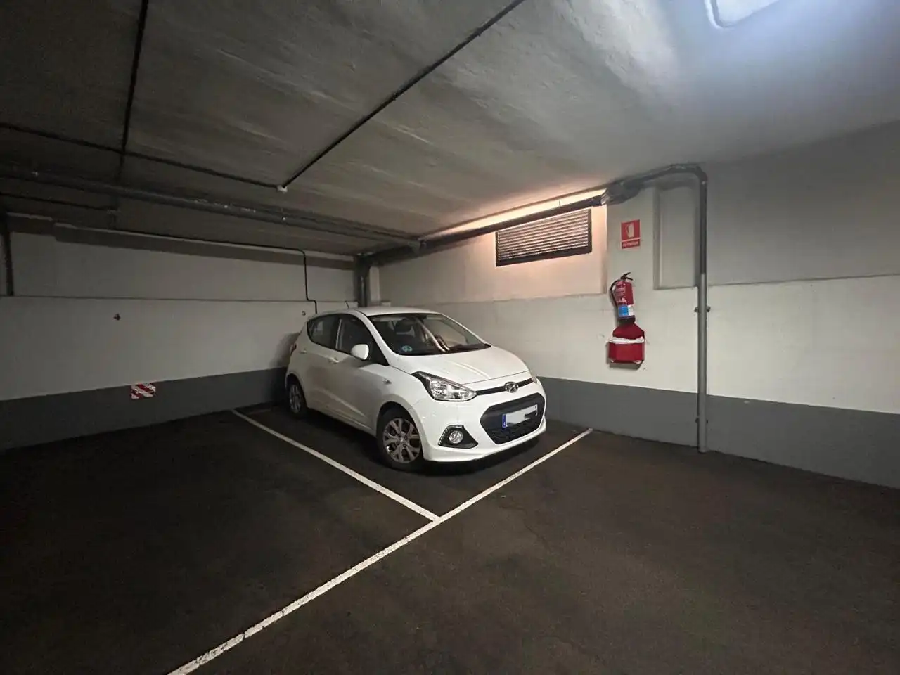Parking of Flat for rent in Gijón   with Heating, Storage room and Furnished