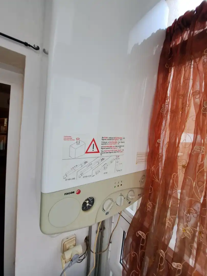 Bathroom of Flat for sale in Zaragoza  with Air Conditioner