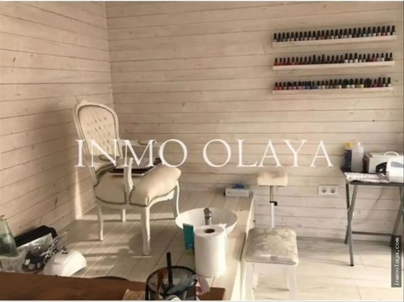 Business premises for transfer in Centre