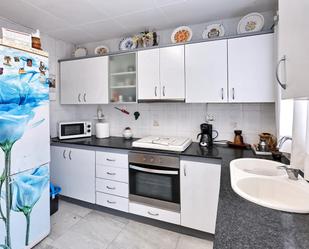Kitchen of Flat for sale in  Barcelona Capital  with Terrace, Oven and Alarm