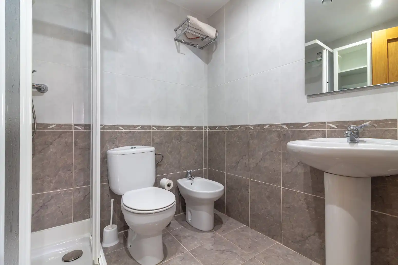 Badezimmer von Wohnung zur Miete in Sagunto / Sagunt mit Klimaanlage, Heizung und Möbliert