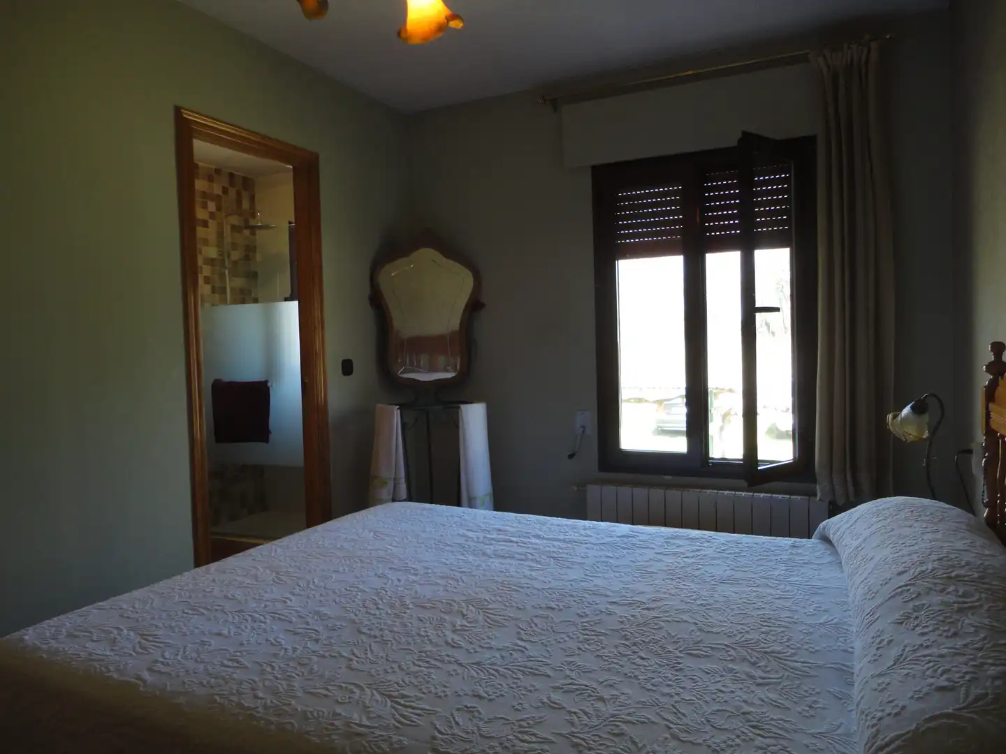 Chalet con piscina en venta en Calle Constitución 20, imagen 8