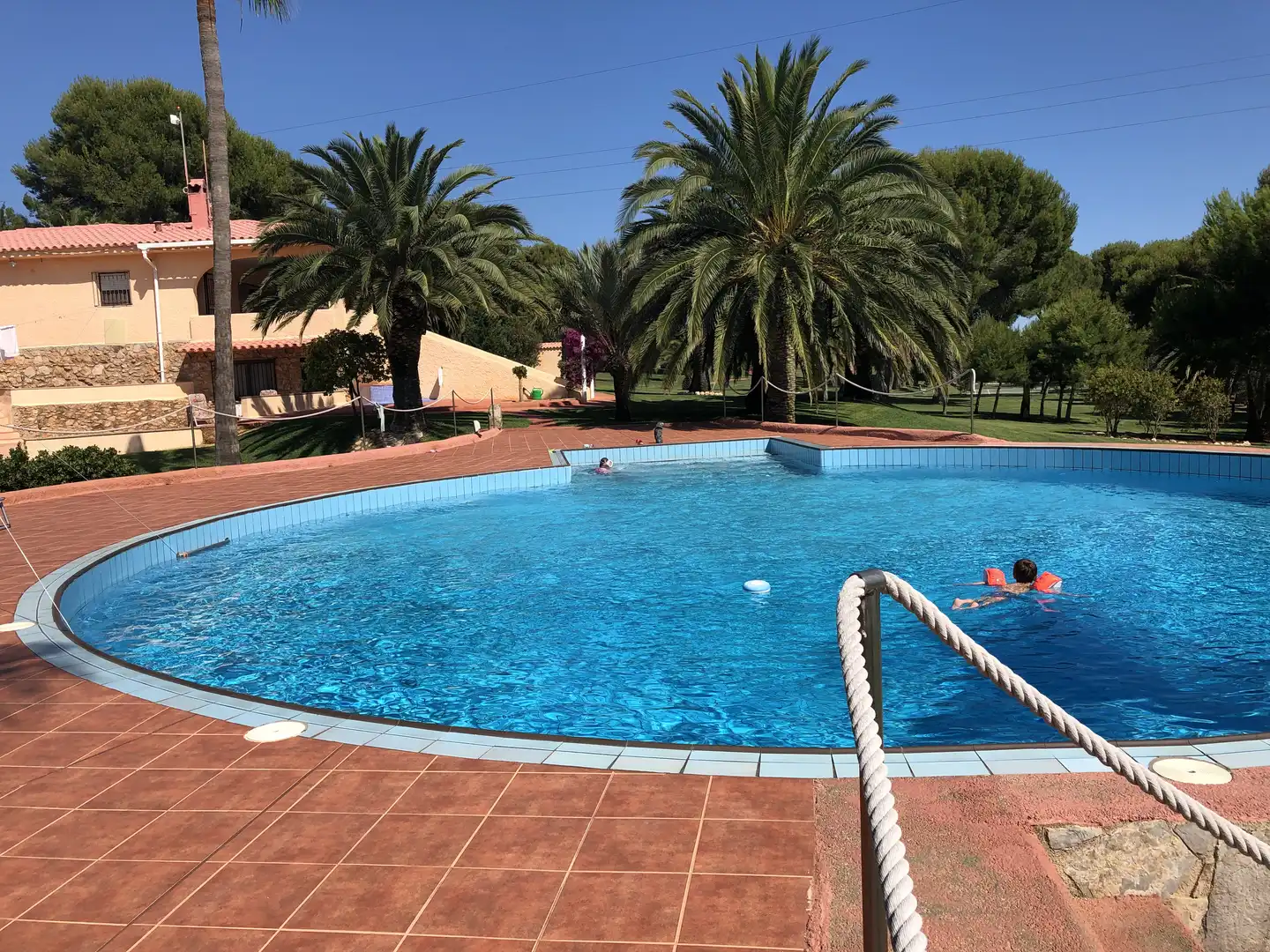 Piscina de Casa o xalet en venda en Alcalà de Xivert amb Calefacció, Jardí privat i Piscina