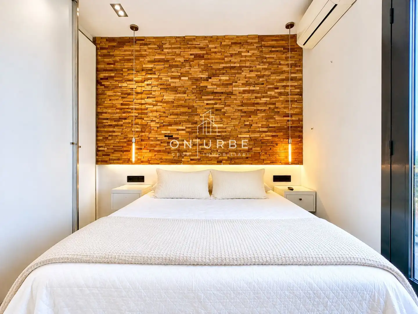 Piso con terraza en venta en Joan de Borbo Comte Barce, imagen 13