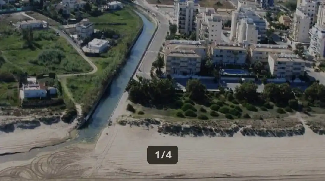 Residential land for sale in Piles