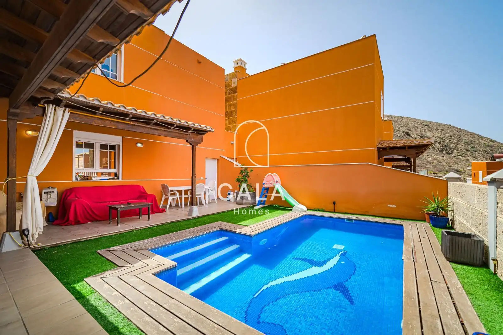 Exterior view of Houses for sale in Adeje  with Air Conditioner, Heating and Terrace