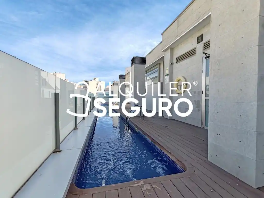 Piscina de Pis de lloguer en Alicante / Alacant amb Aire condicionat, Terrassa i Piscina