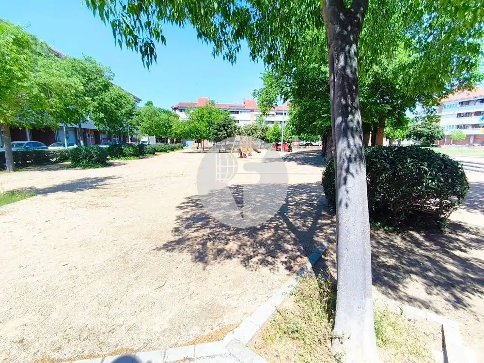 Piso en venta en Manresa con Calefacción y Balcón