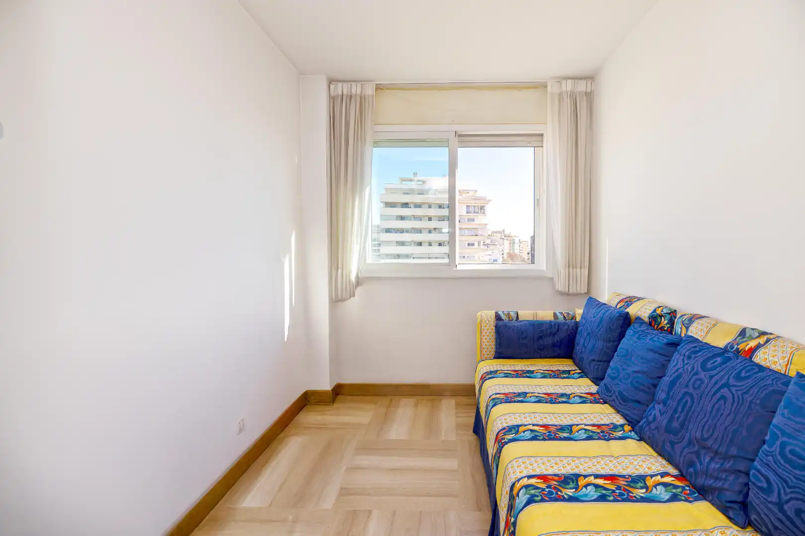 Habitación de Ático en venta en Marbella con Aire acondicionado, Calefacción y Terraza