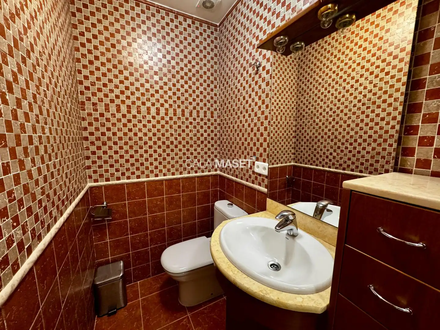 Badezimmer von Haus oder Chalet zum Verkauf in Calonge i Sant Antoni mit Heizung, Privatgarten und Terrasse