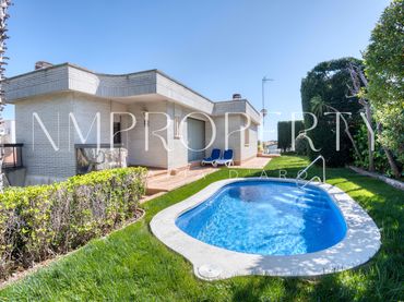 Villa avec balcon à vendre à Platja d'Aro