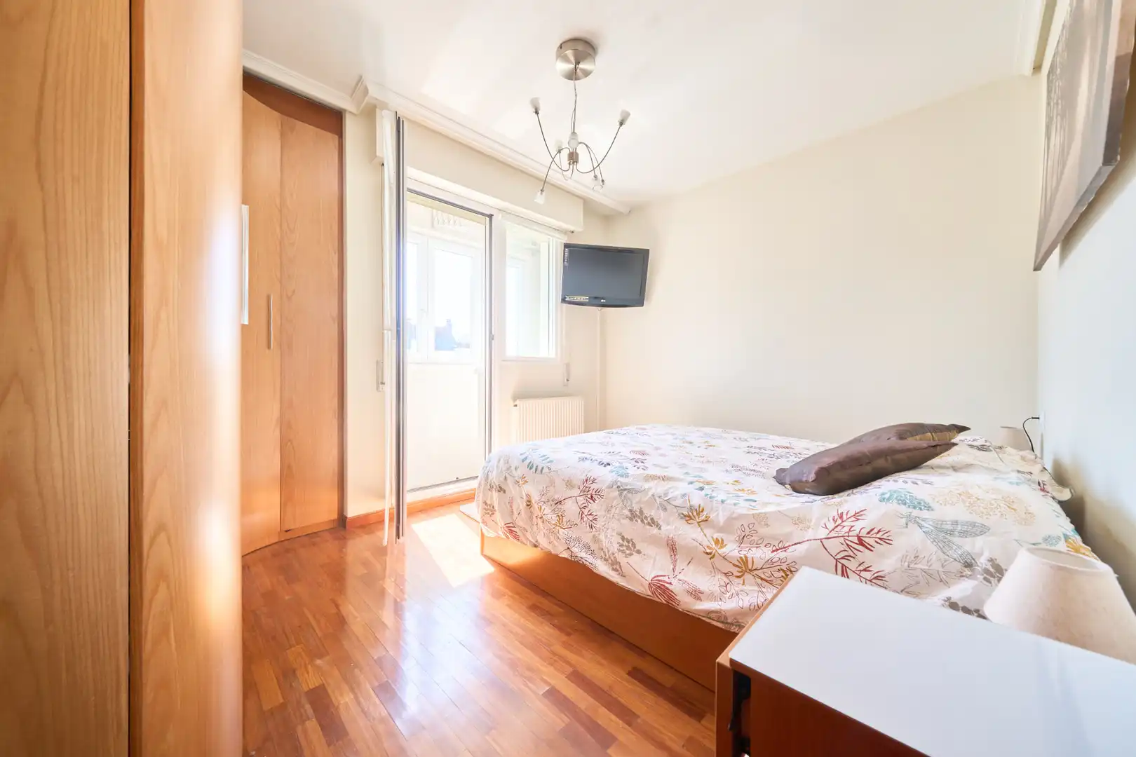 Habitación de Dúplex en venta en Vitoria - Gasteiz con Terraza, Trastero y Amueblado