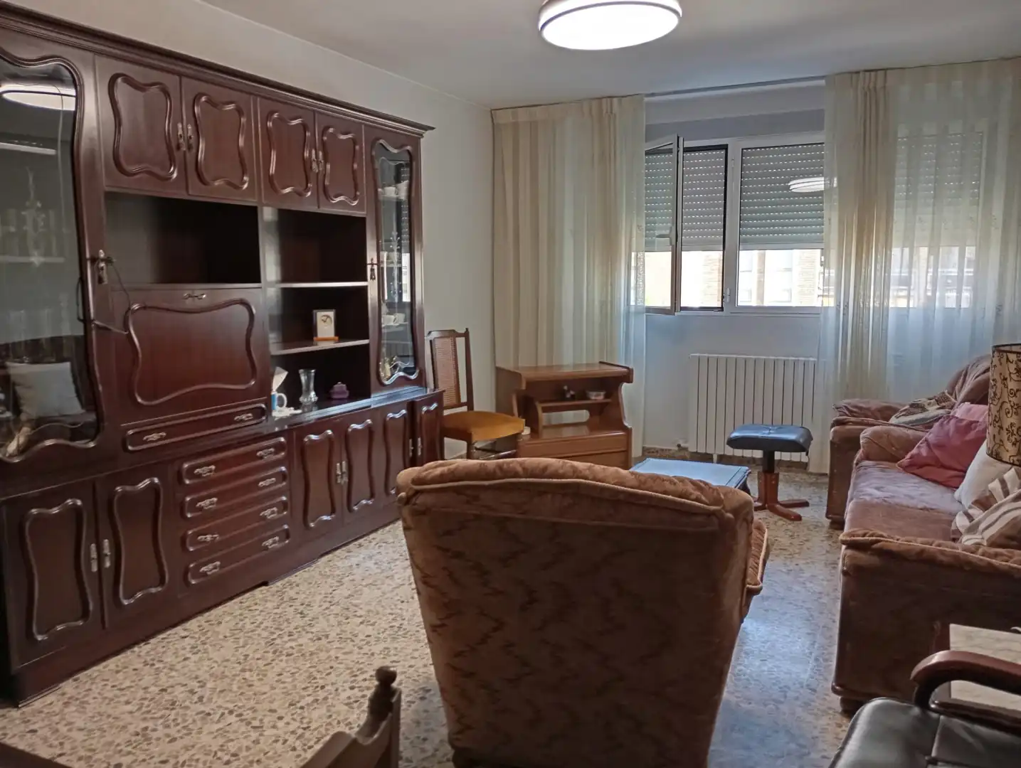 Sala d'estar de Pis de lloguer en Zaragoza amb Calefacció, Moblat i Forn