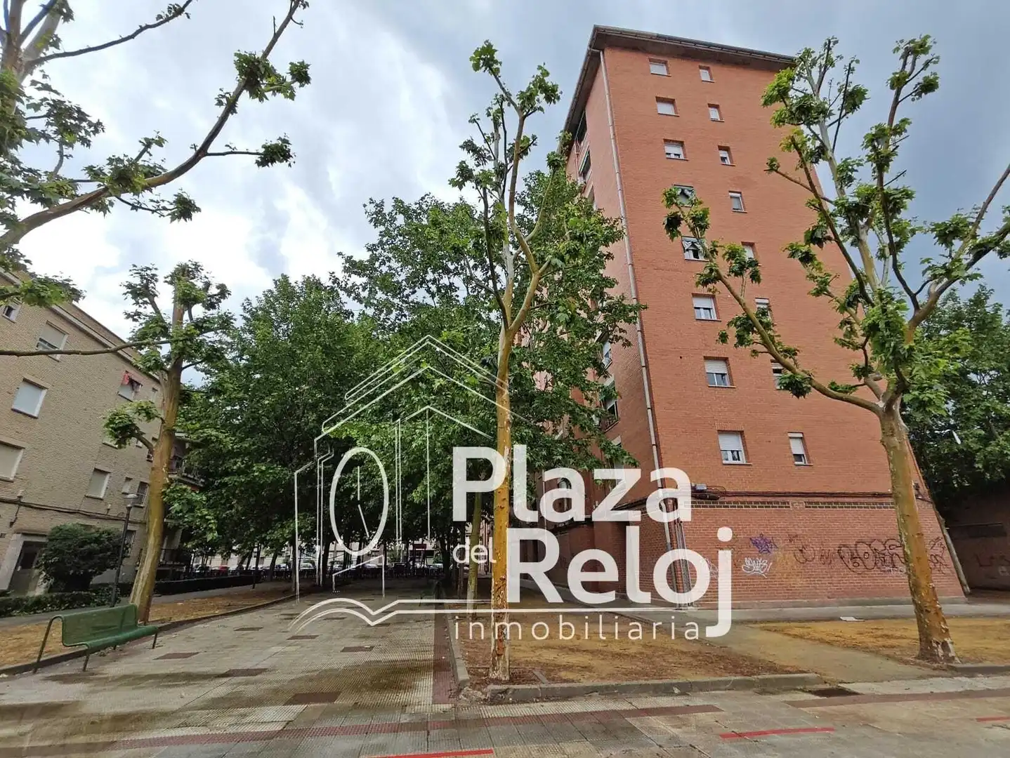 Vista exterior de Piso en venta en Talavera de la Reina con Trastero