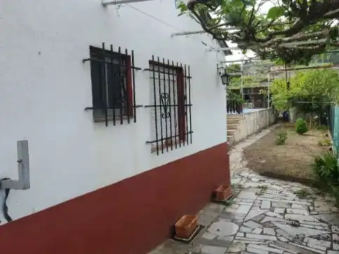 Vista exterior de Casa o xalet en venda en O Barco de Valdeorras   amb Terrassa, Piscina i Balcó