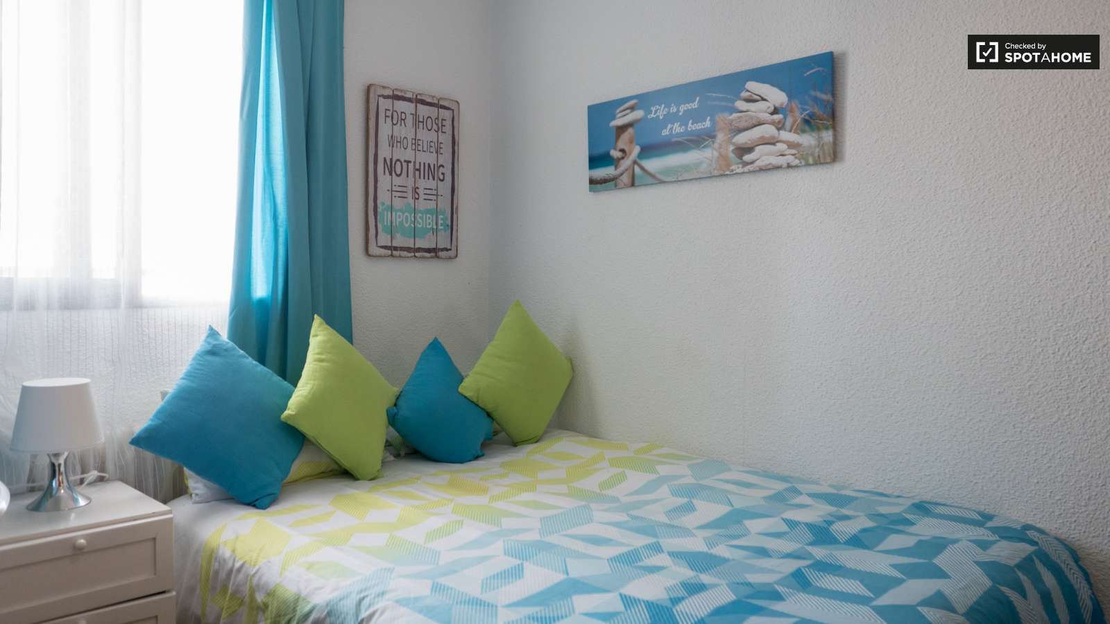 Bedroom of Flat for share in Alcalá de Henares  with Air Conditioner, Heating and Terrace