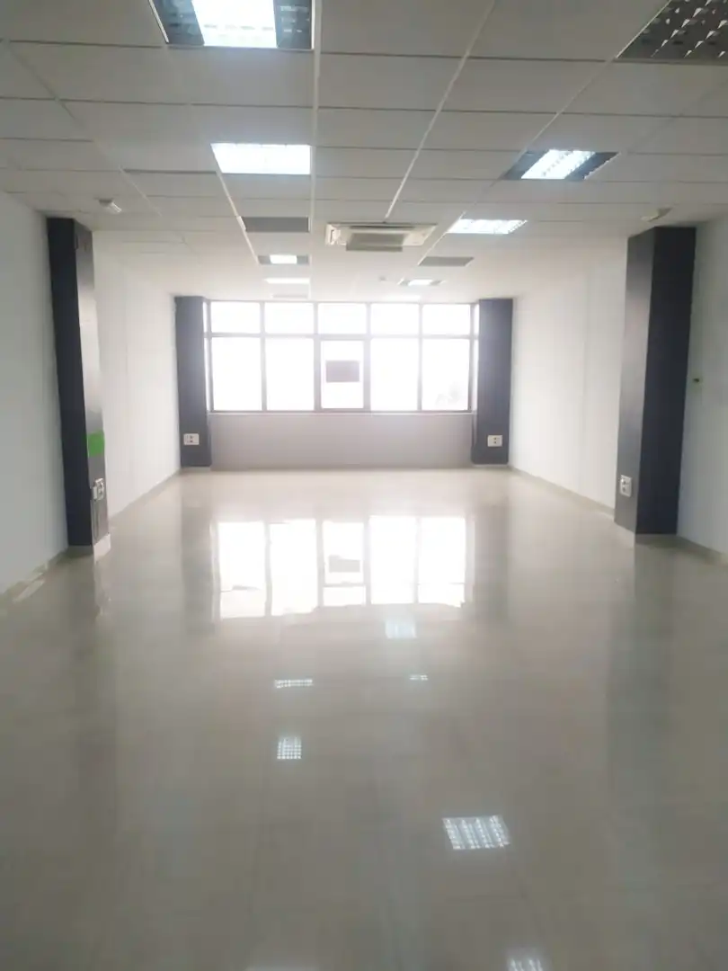 Office for rent in Manzanares
