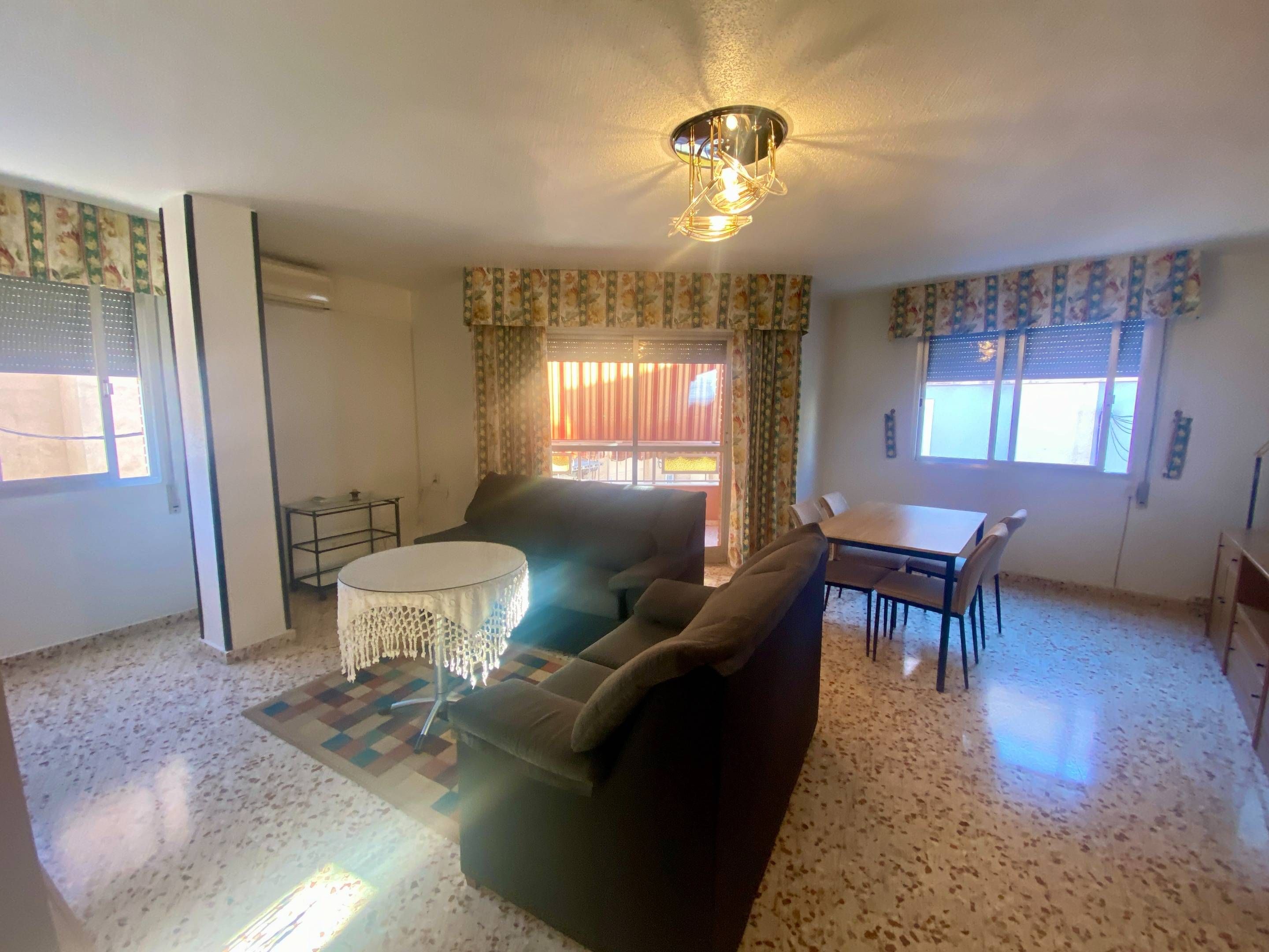 Sala de estar de Piso en venta en Alcantarilla con Terraza, Amueblado y Balcón