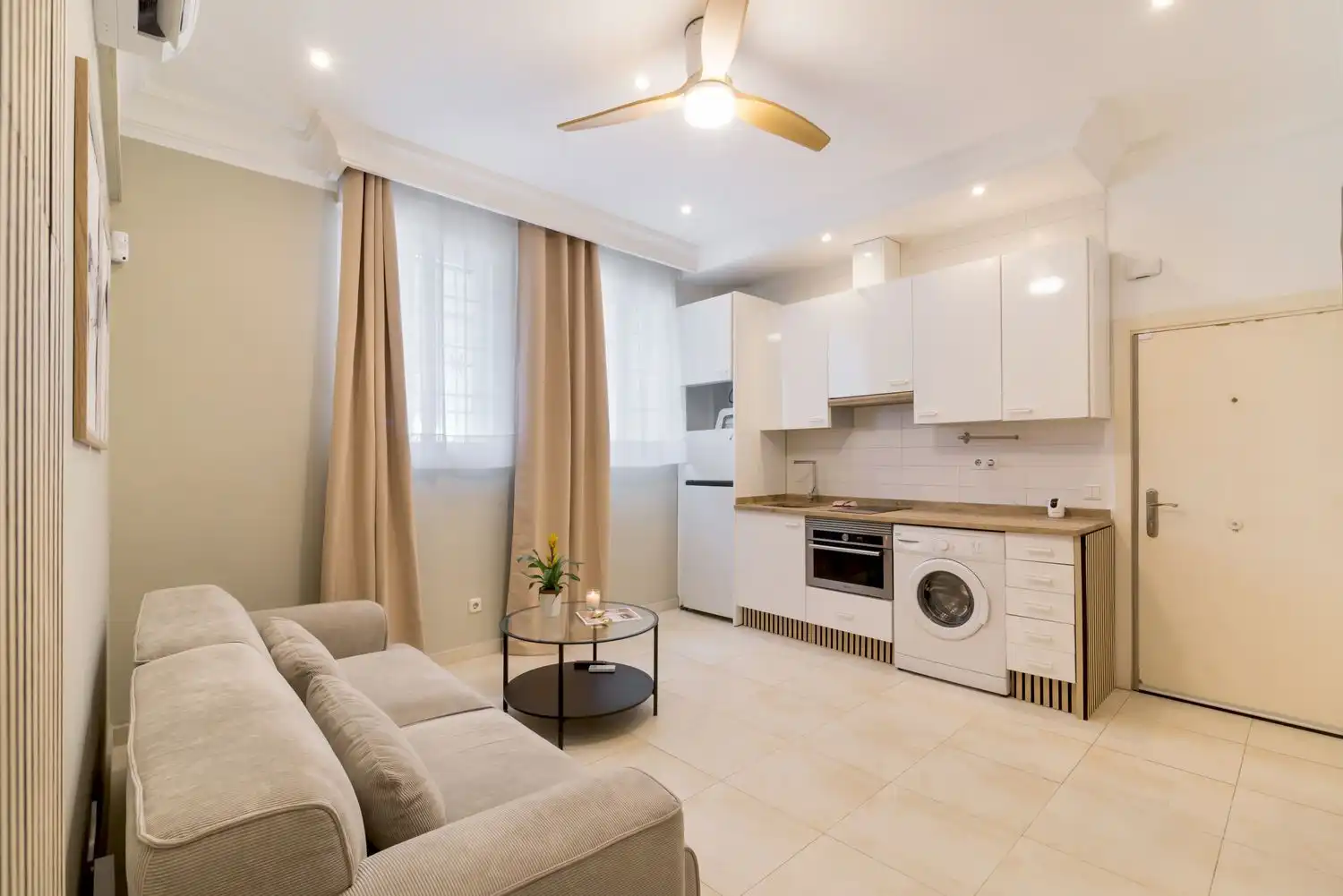 Sala de estar de Dúplex en venta en Carabanchel
