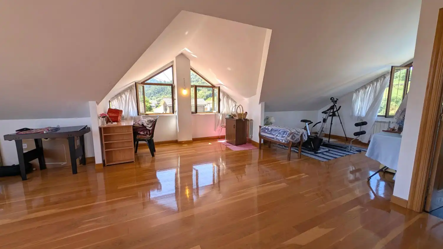 Living room of Houses for sale in Los Corrales de Buelna   with Heating, Private garden and Terrace
