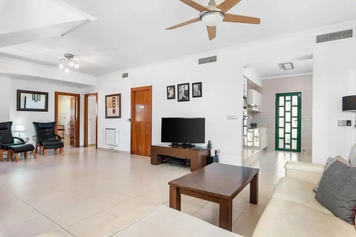 Chalet con piscina en venta en Ciudad Quesada, imagen 5
