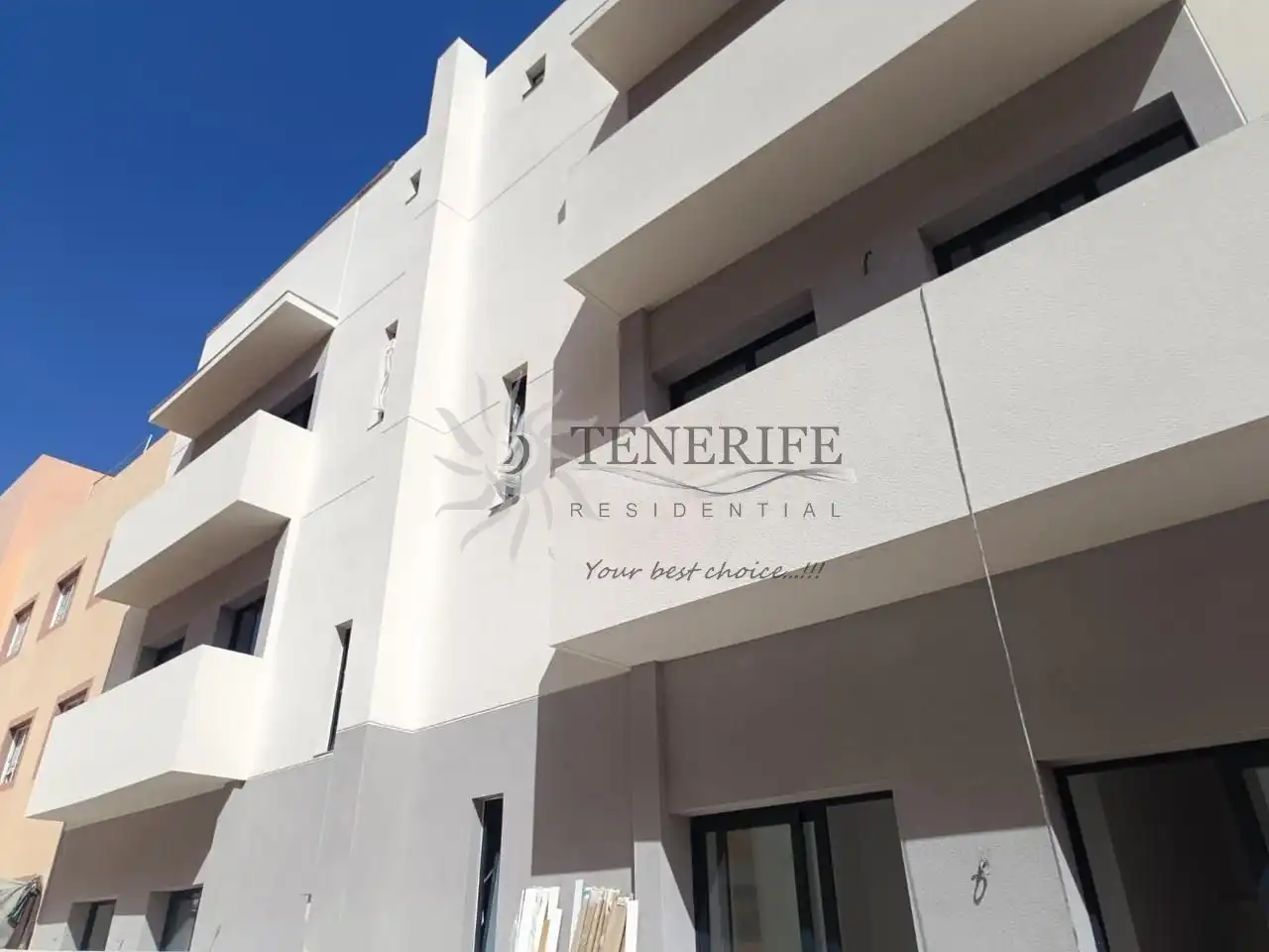 Vista exterior de Piso en venta en Guía de Isora con Aire acondicionado y Terraza