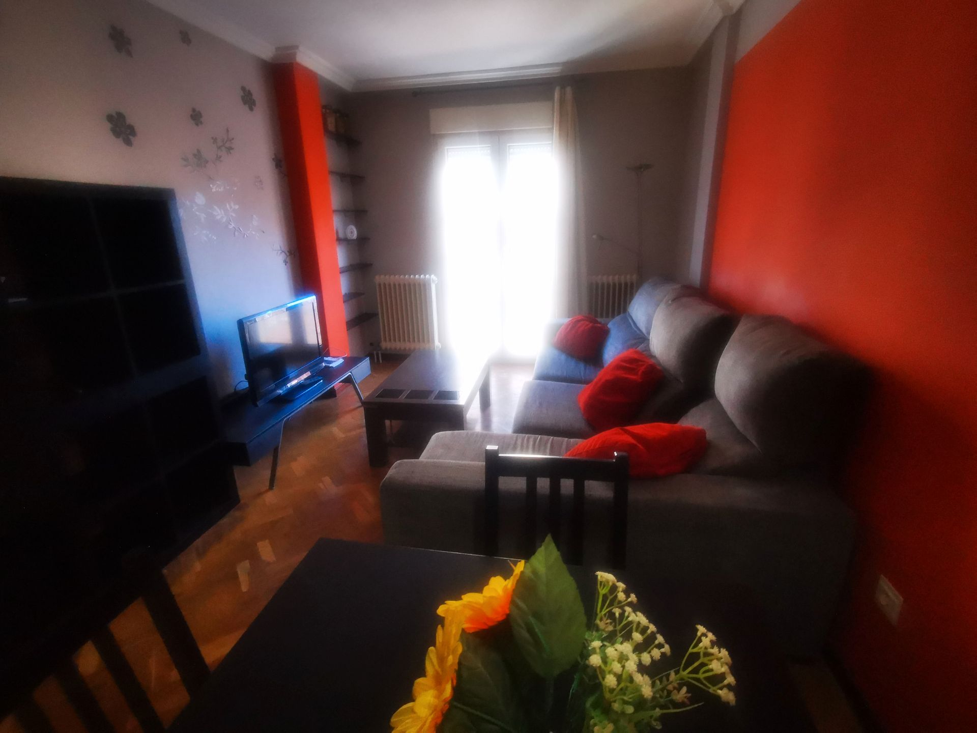 Sala d'estar de Apartament en venda en Salamanca Capital amb Parquet, Moblat i Forn