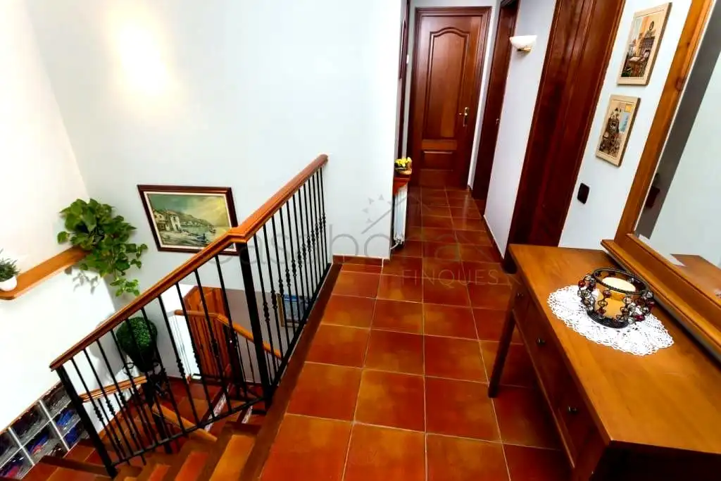 Casa o chalet en venta en Olost con Jardín privado, Terraza y Piscina