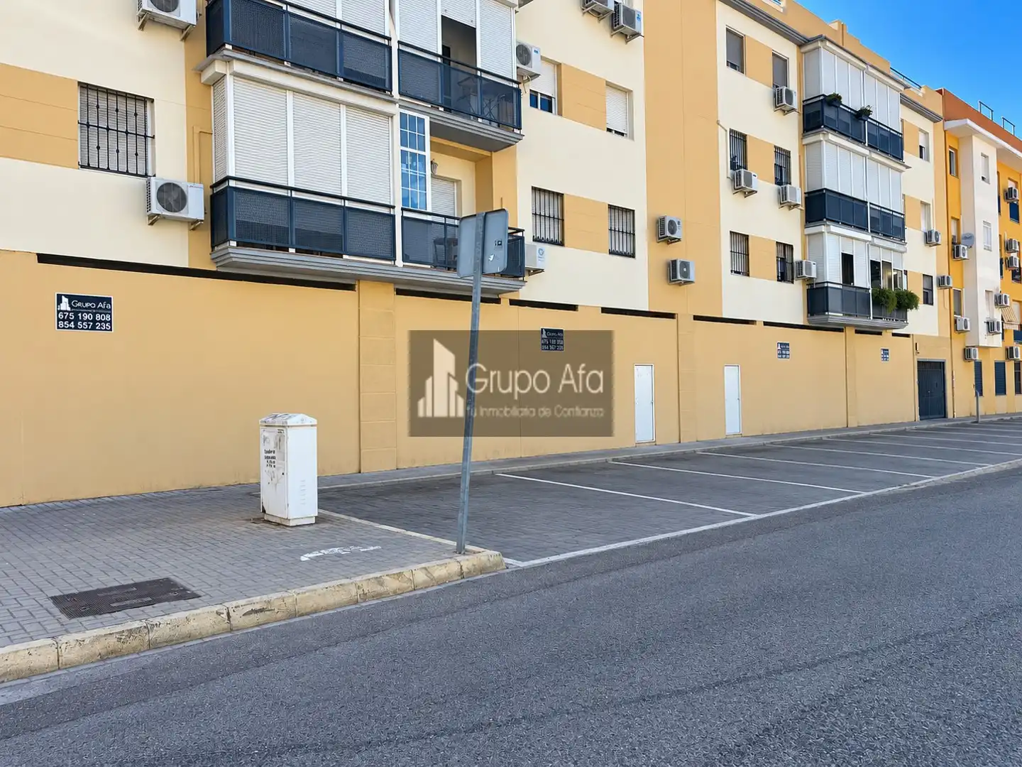 Parkplatz von Geschaftsraum zum Verkauf in Alcalá de Guadaira