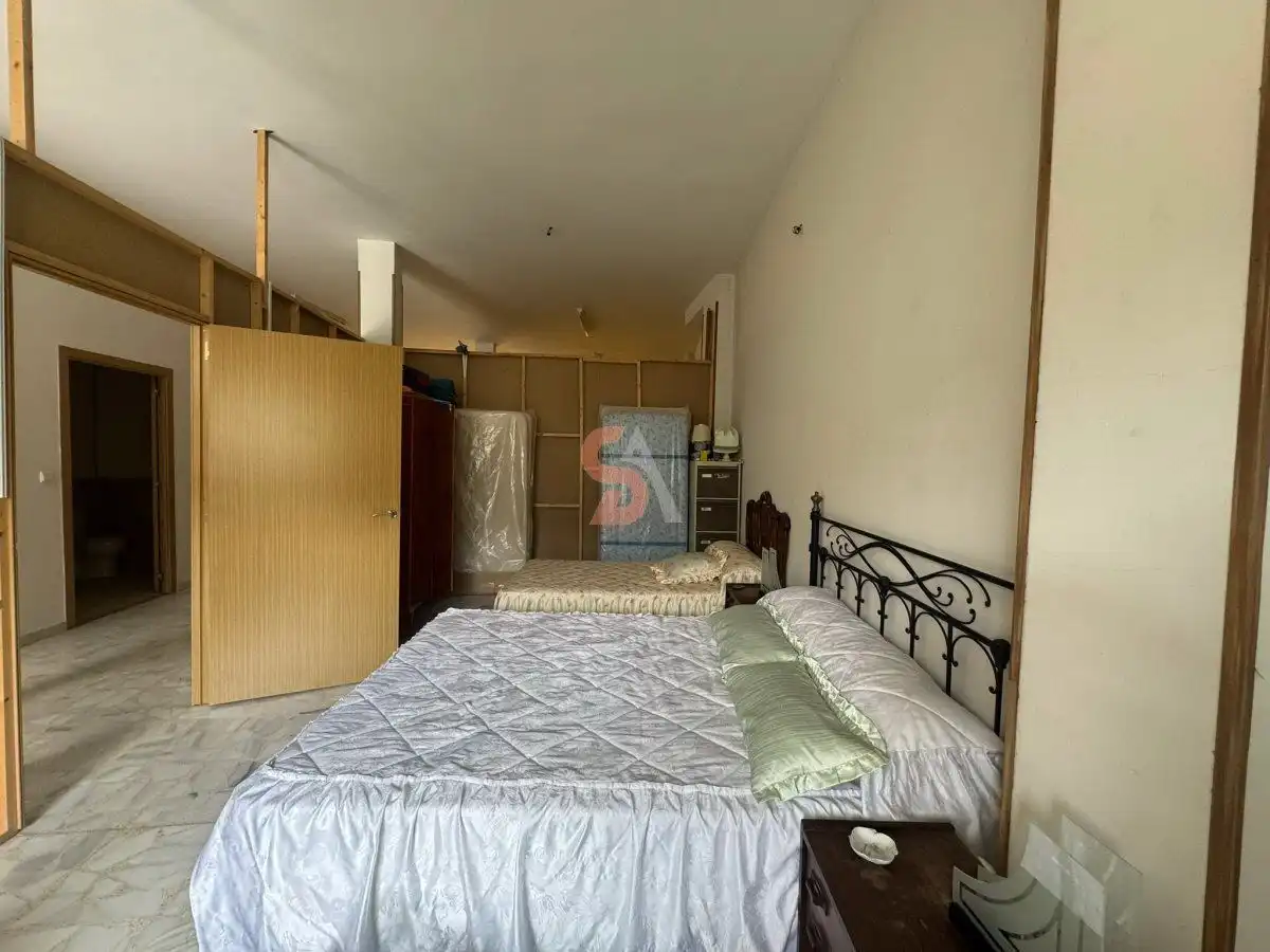 Habitación de Piso en venta en Cigales con Calefacción, Terraza y Trastero